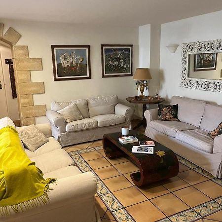 Апартаменты Loft Tanzi Бари Экстерьер фото